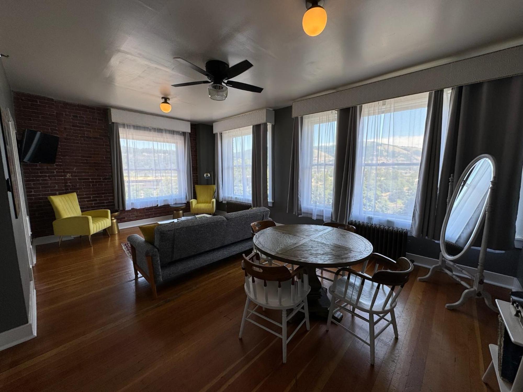 Hood River Hotel Εξωτερικό φωτογραφία